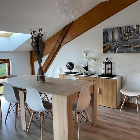 Appartement Lumineux Avec Vue Sur Les Montagnes Morbier Eksteriør bilde
