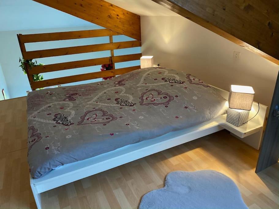 Appartement Lumineux Avec Vue Sur Les Montagnes Morbier Eksteriør bilde