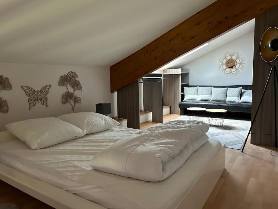 Appartement Lumineux Avec Vue Sur Les Montagnes Morbier Eksteriør bilde