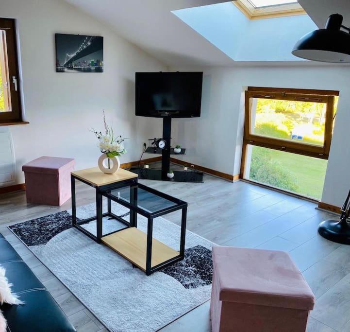 Appartement Lumineux Avec Vue Sur Les Montagnes Morbier Eksteriør bilde